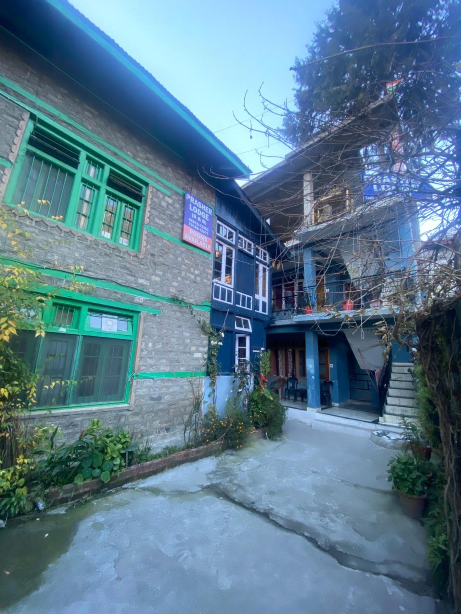 The Prasher Lodge Mall Road Manali Экстерьер фото